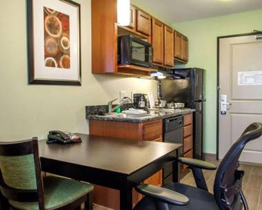 Suburban Extended Stay Hotel Cedar Falls