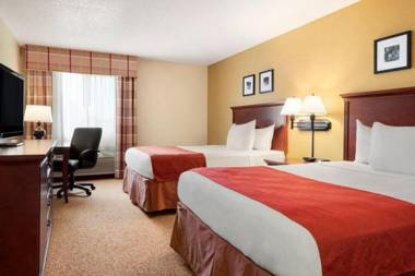 Country Inn & Suites by Radisson Cedar Rapids Airport IA