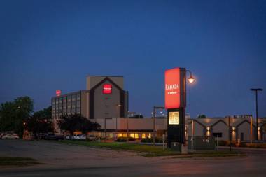 Ramada by Wyndham Cedar Rapids