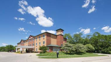 Best Western Plus Des Moines West Inn & Suites