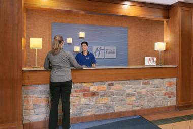 Holiday Inn Express Hotel & Suites Coralville an IHG Hotel