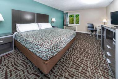 BridgePointe Inn & Suites by BPhotels Council Bluffs Omaha Area