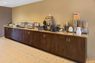 Microtel Inn & Suites by Wyndham Bluffs