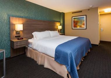 Holiday Inn Des Moines-Downtown-Mercy Campus an IHG Hotel