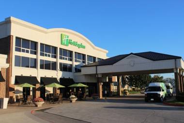 Holiday Inn Des Moines-Airport Conference Center an IHG Hotel