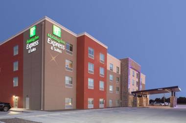 Holiday Inn Express & Suites - Goodland I-70 an IHG Hotel