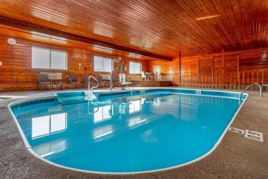 Comfort Inn & Suites Hays I-70