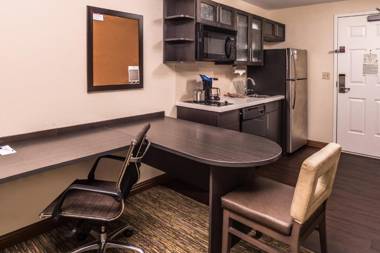 Candlewood Suites Kansas City an IHG Hotel