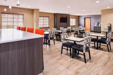 Studio 6 Lenexa - Overland Park