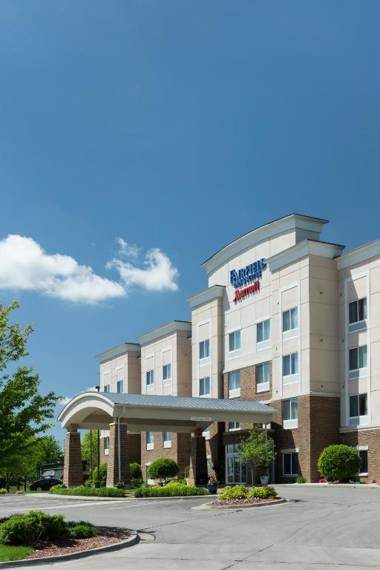 Fairfield Inn & Suites Kansas City Overland Park