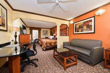 Best Western Plus Midwest Inn & Suites