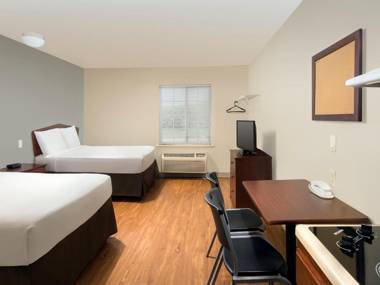 WoodSpring Suites Topeka