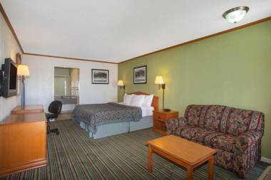 Days Inn by Wyndham Wichita West Near Airport