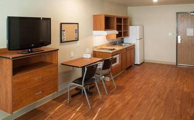 WoodSpring Suites Wichita North