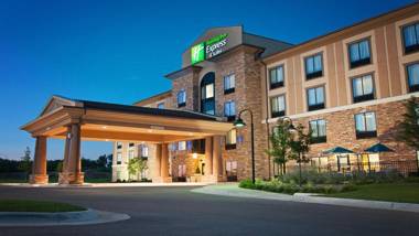 Holiday Inn Express Hotel & Suites Wichita Northeast an IHG Hotel