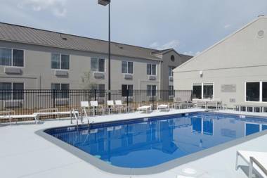 Country Inn & Suites by Radisson Wichita East KS