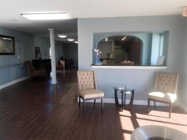 Sky-Palace Inn & Suites Wichita East