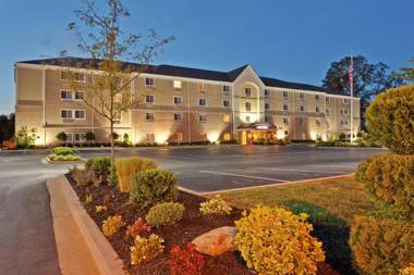 Candlewood Suites Bowling Green an IHG Hotel