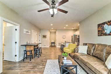 Bowling Green Apartment in the Heart of Town!