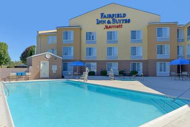 Fairfield Inn & Suites by Marriott Lexington Georgetown/College Inn