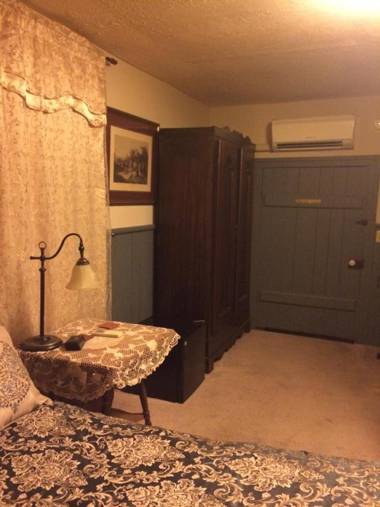 Main Street Bed & Breakfast