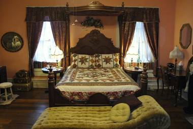 Hall Place Bed & Breakfast