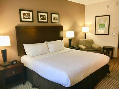 Holiday Inn Louisville Airport - Fair/Expo an IHG Hotel