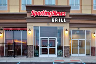 Holiday Inn Louisville Airport South an IHG Hotel