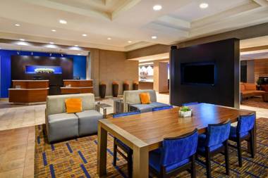 Courtyard Louisville Airport