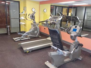 SureStay Plus by Best Western Louisville Airport Expo