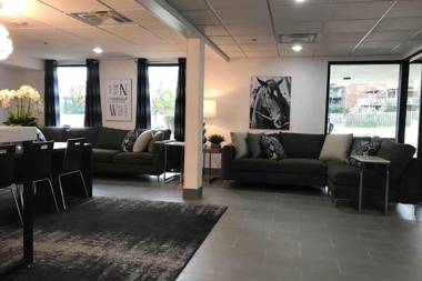 Wingate by Wyndham Louisville Airport Expo Center