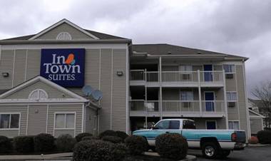InTown Suites Extended Stay Louisville KY - Preston Hwy