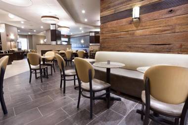 Drury Inn & Suites Louisville North