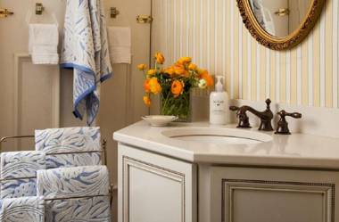 Inn at Woodhaven