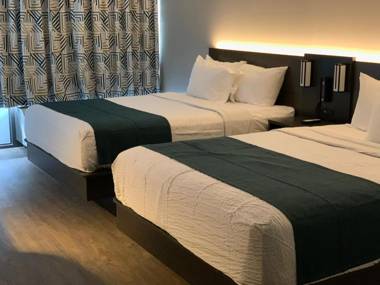 Motel 6 Louisville Ky- Airport/ Fair Expo