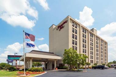 Hampton Inn I-10 & College Drive