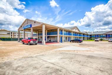 OYO Hotel Baton Rouge East I-12