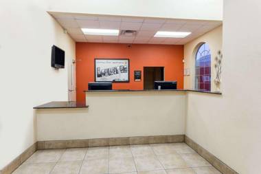 Super 8 by Wyndham Baton Rouge/I-10