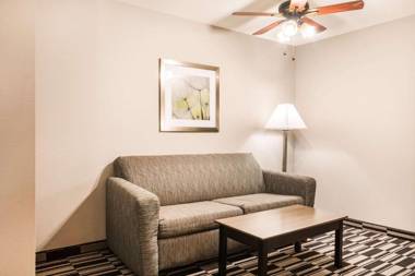 Quality Suites Lake Charles Downtown