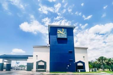 Quality Inn & Suites Lake Charles South