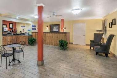 Days Inn by Wyndham Natchitoches