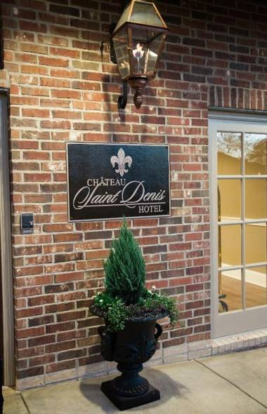 Chateau Saint Denis Downtown Natchitoches