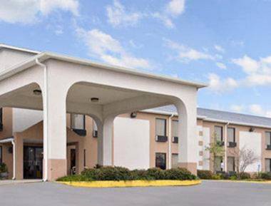 Days Inn & Suites by Wyndham New Iberia