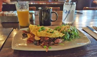 Q&C Hotel and Bar New Orleans Autograph Collection