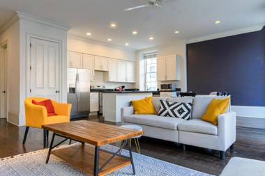 Selina Catahoula New Orleans