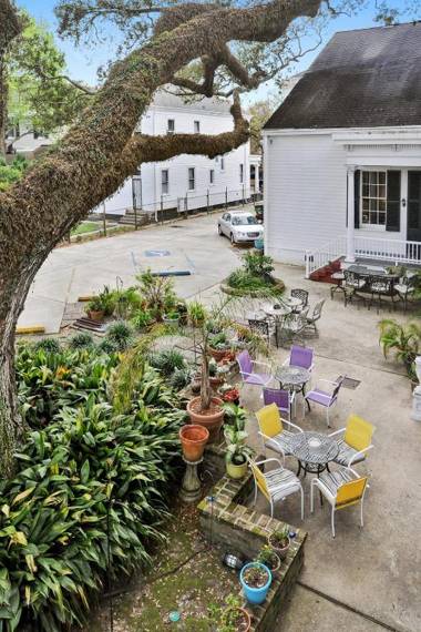 Ashton's Bed and Breakfast