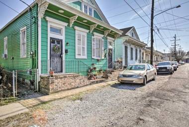 NOLA House in Irish Channel - Walk to Magazine St!