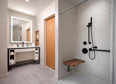 Canopy by Hilton New Orleans Downtown