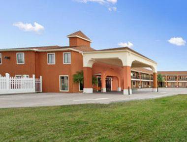 Days Inn by Wyndham Sulphur LA