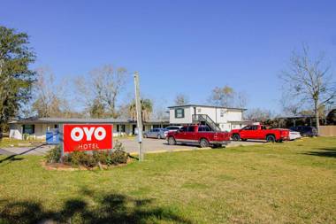 OYO Hotel Sulphur LA Hwy 90 West